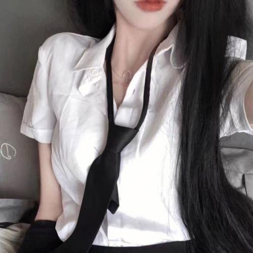 轻拍翻转小魔女
